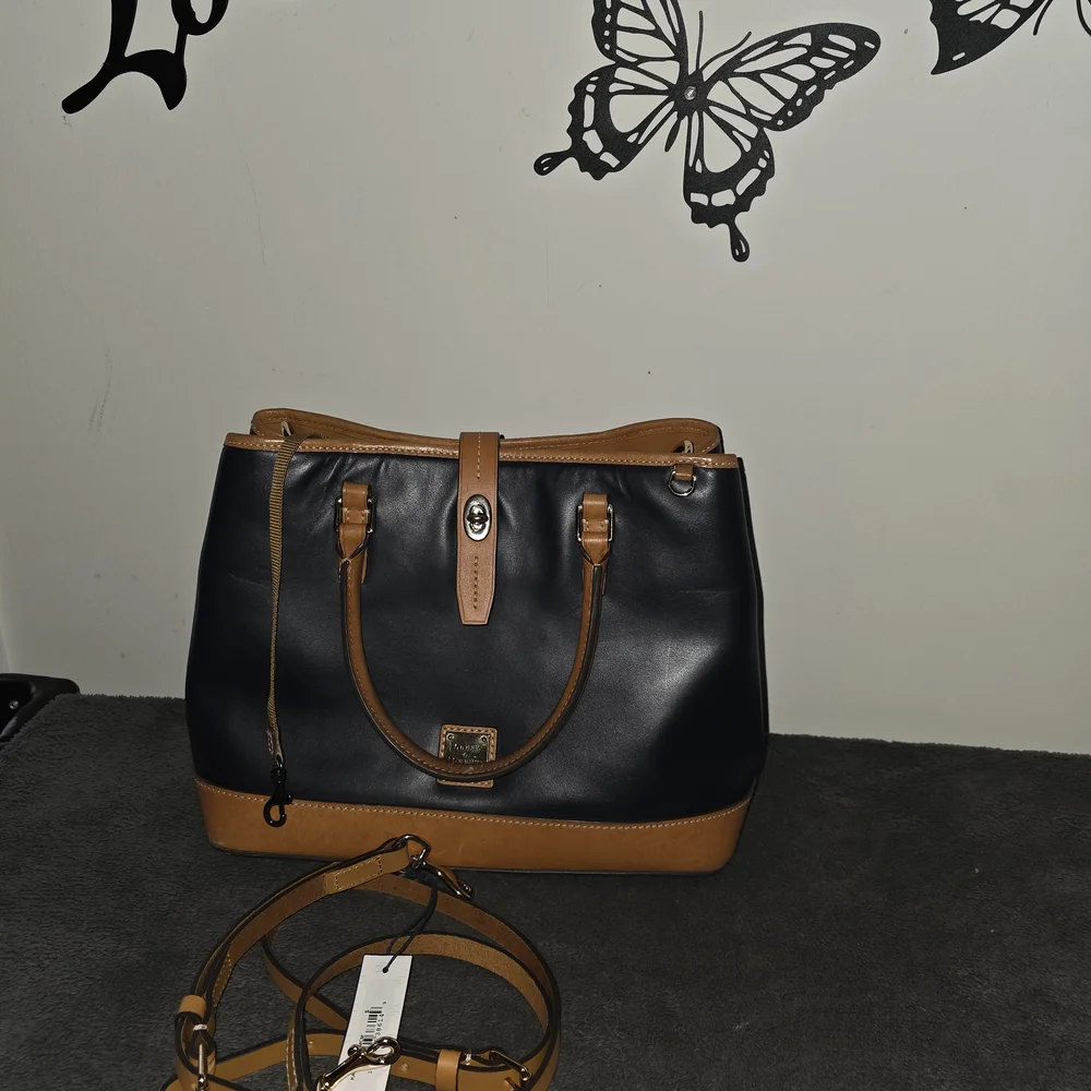 Dooney & Bourke Perry Satchel in elegant MIDNIGHT BLUE - Picture 1 of 9